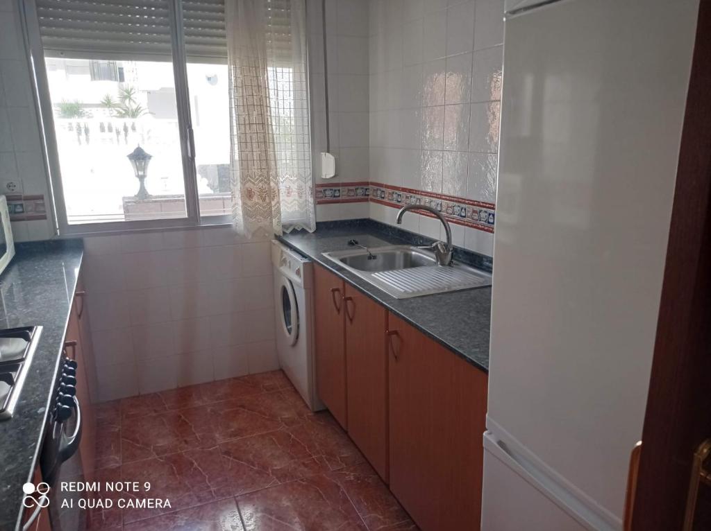 Fotografie z fotogalerie ubytování Avda La Mota 10 Solo Familias Serviplaya v destinaci Casas Las Basas
