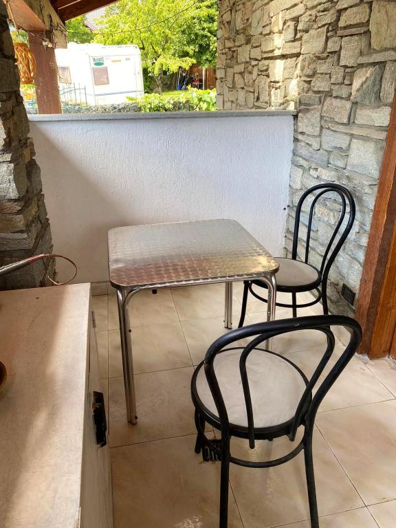 Apartment with one bedroom in Saint Maurice with wonderful mountain view enclosed garden and WiFi