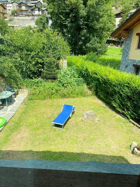 Apartment with one bedroom in Saint Maurice with wonderful mountain view enclosed garden and WiFi