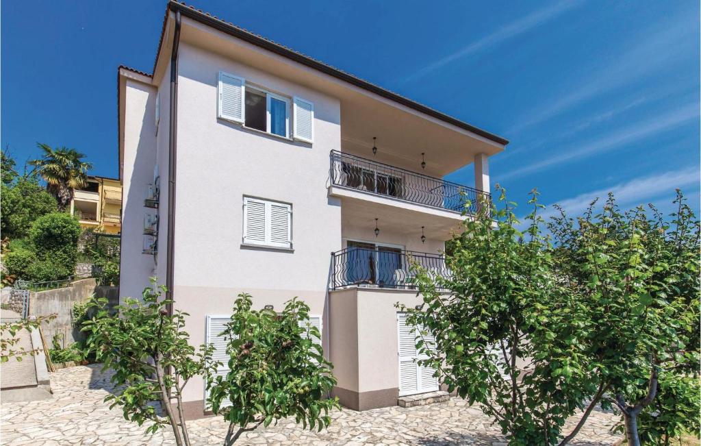 Budova, v ktorej sa apartmán nachádza