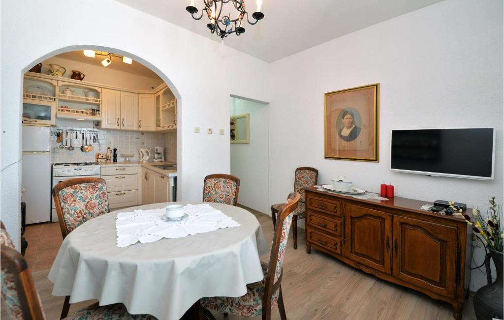 Kuchyň nebo kuchyňský kout v ubytování Apartment Stara Riva L-531