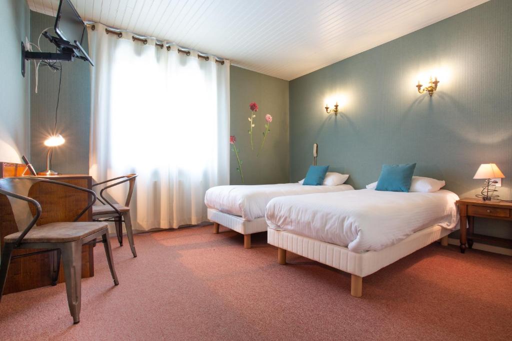 Logis Hôtel et Restaurant La Bombardière - Habitación Gemela Estándar