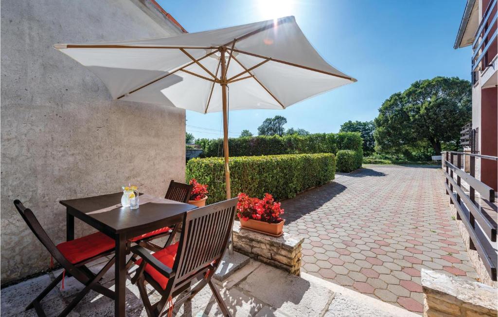 Patio nebo venkovní prostory v ubytování Holiday Home Hrboki V