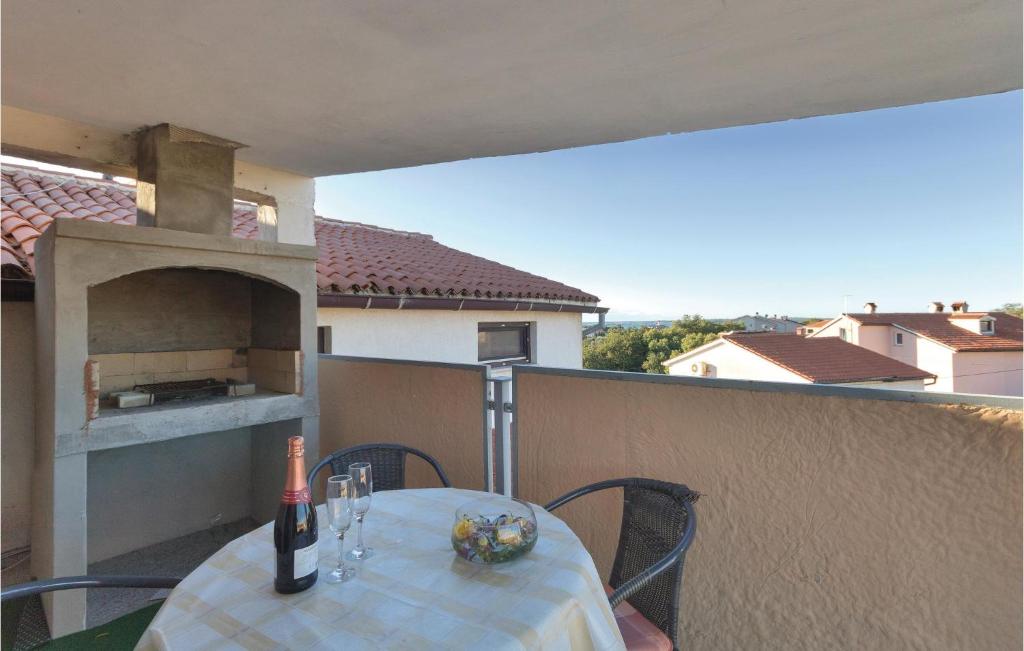 Two-Bedroom Apartment In Medulin