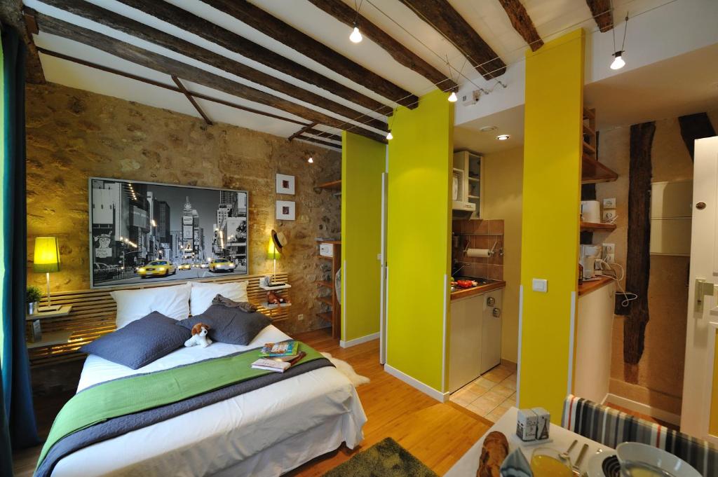 Les Patios du Marais 1 - Studio Apartment E2DD Wall Street
