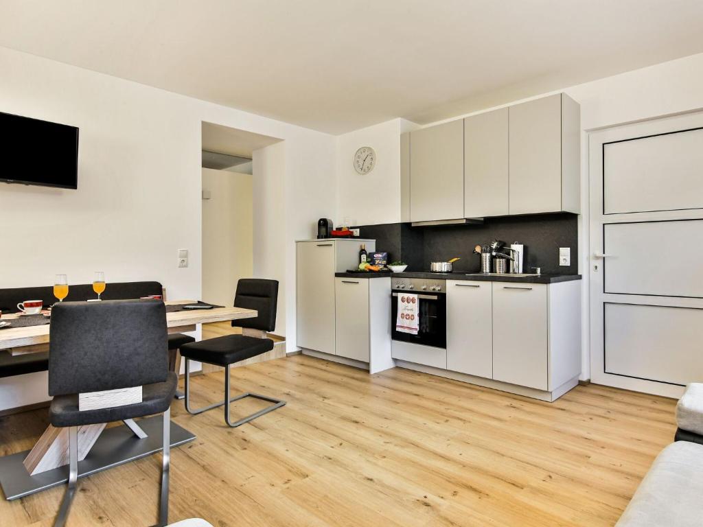 Imagen de la galería de Inviting Apartment in Inzing with garden, en Inzing