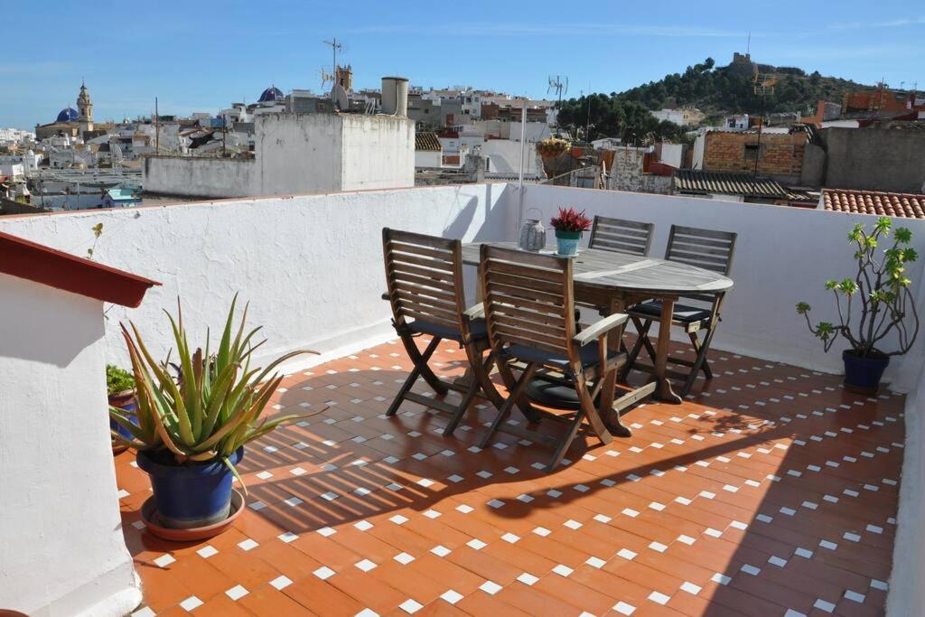 Quirky townhouse with a seaview roof terrace, Oliva ...