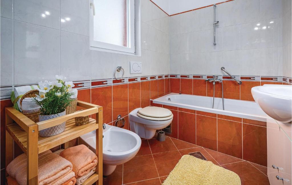 Łazienka w obiekcie Holiday Home Breg V