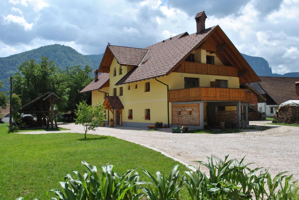 Photo de la galerie de l'établissement Farm Holidays Povsin, à Bled