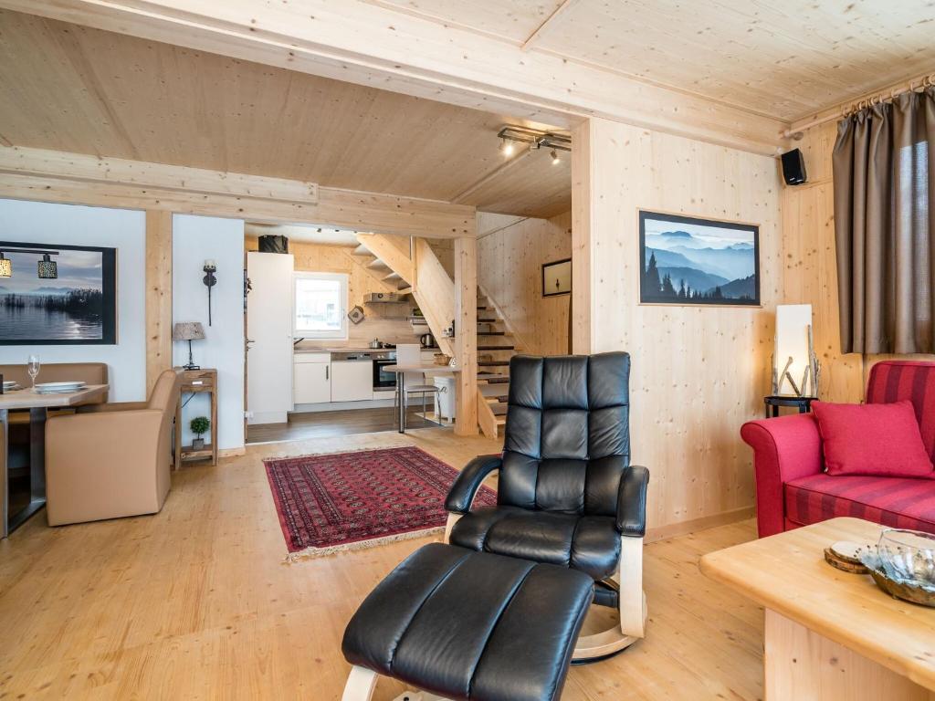 Телевизор и/или развлекательный центр в Chalet in Hohentauern with sauna near ski area