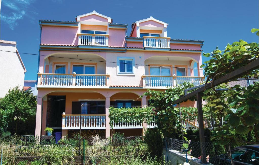 Two-Bedroom Apartment In Biograd