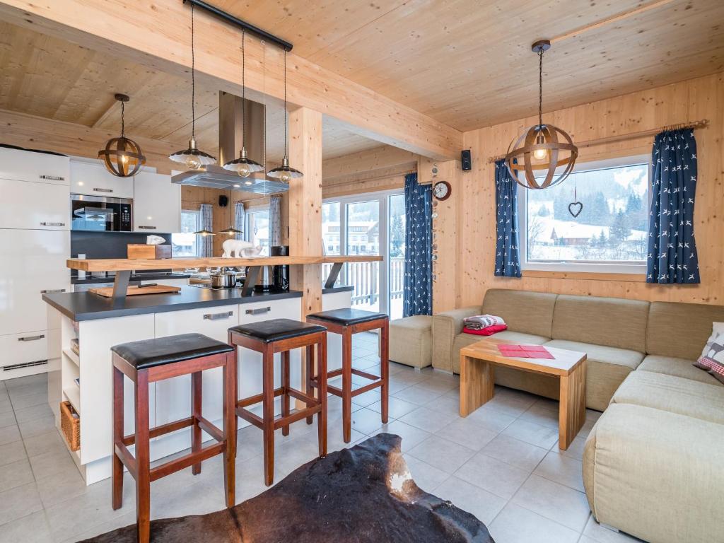 Fotografia z galérie ubytovania Chalet in Hohentauern with sauna and hot tub v destinácii Hohentauern