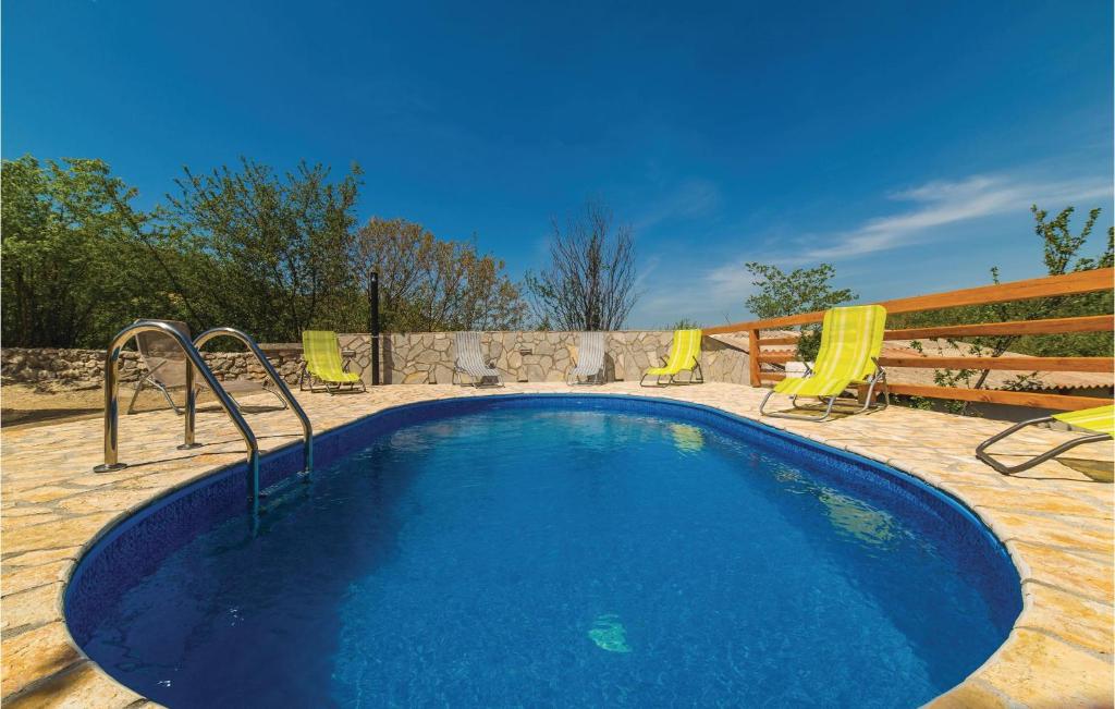 Three-Bedroom Holiday Home In Lecevica - Casa De Vacaciones De Tres Habitaciones