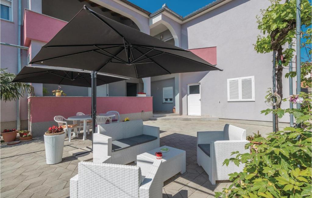 Budova, v ktorej sa apartmán nachádza