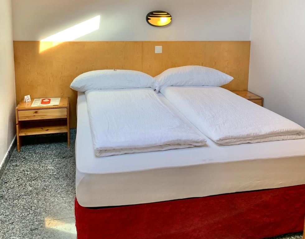 Hotel&Hostel Montarina - Resim 11