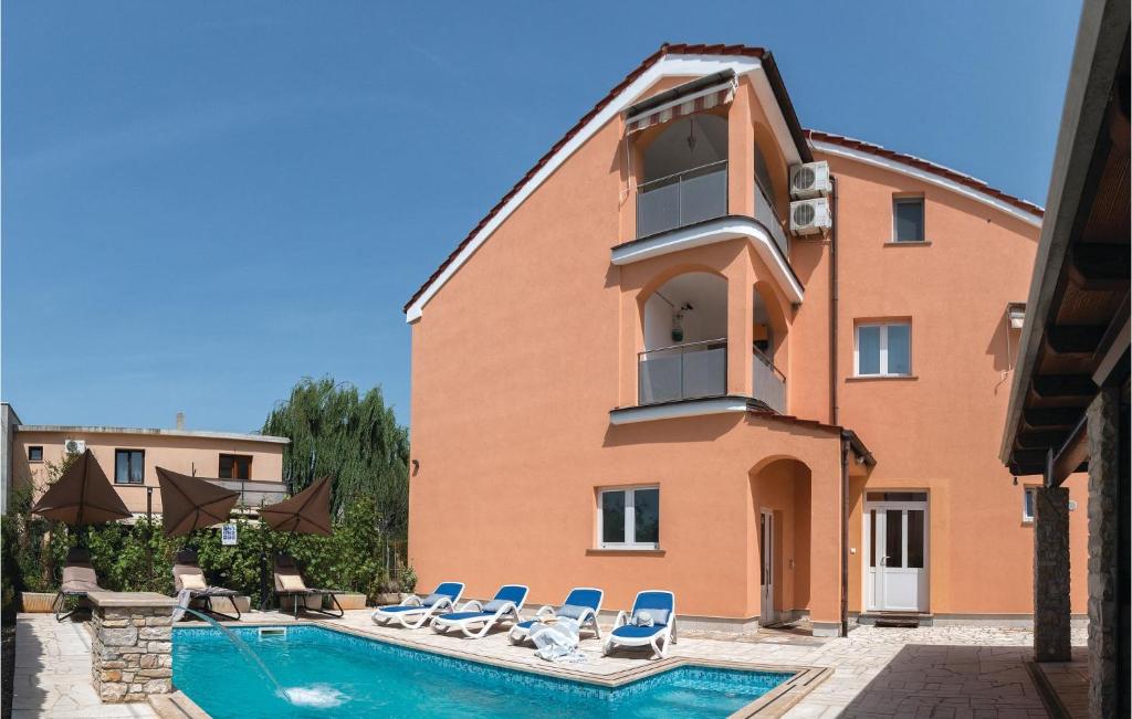 Nice Apartment In Pula