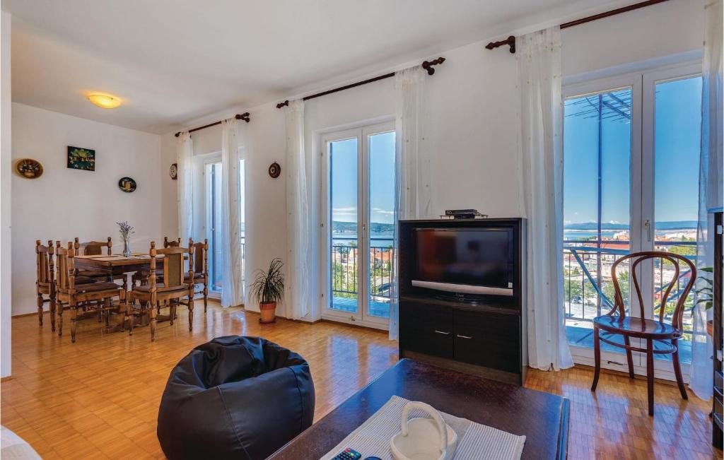 Posezení v ubytování Nice Apartment In Crikvenica
