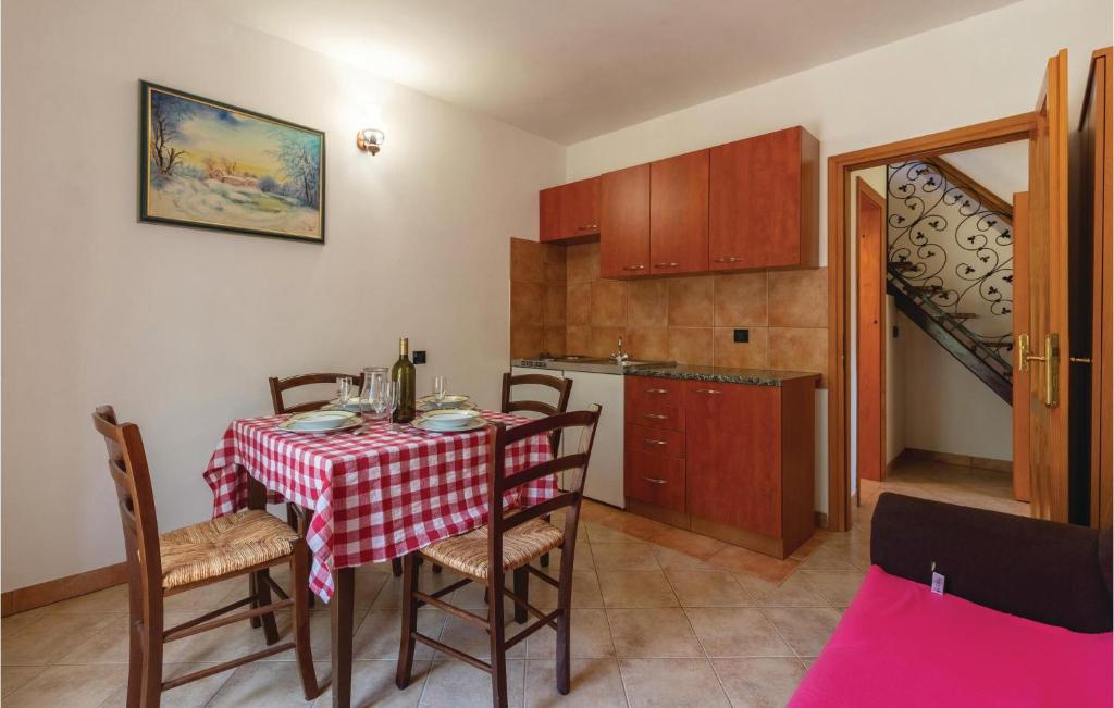 Kuchnia lub aneks kuchenny w obiekcie Holiday Home Klarinska Br, Iv