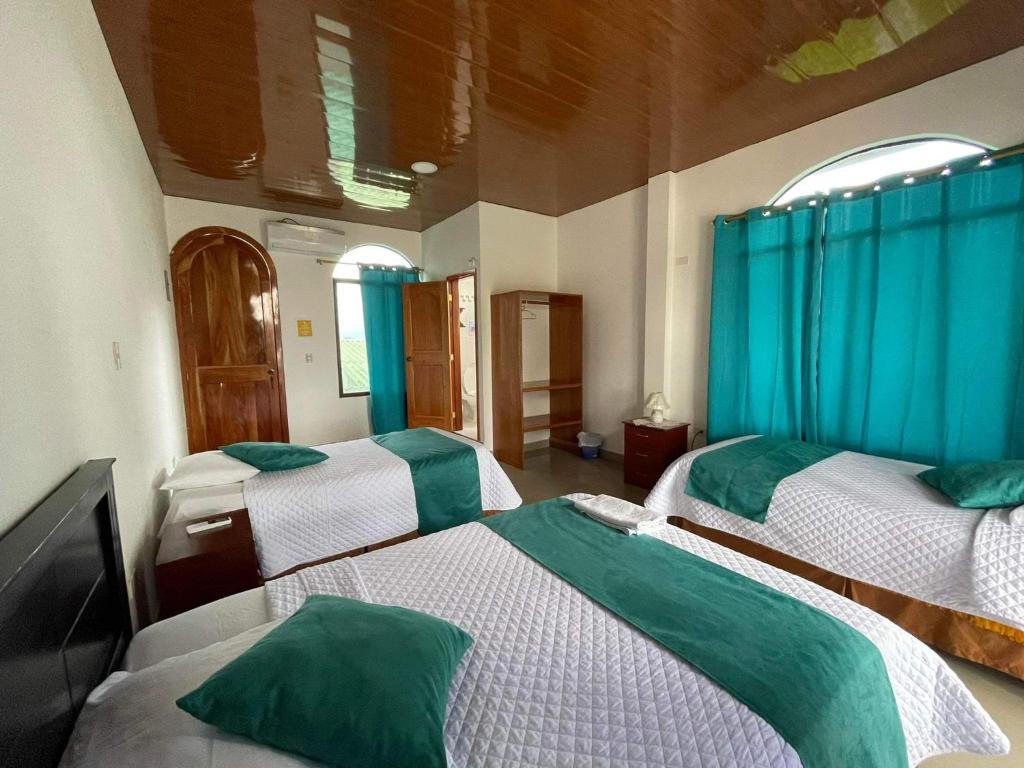 Hostal Muro De Las Lagrimas with high speed internet Starlink - Dreifacher Raum