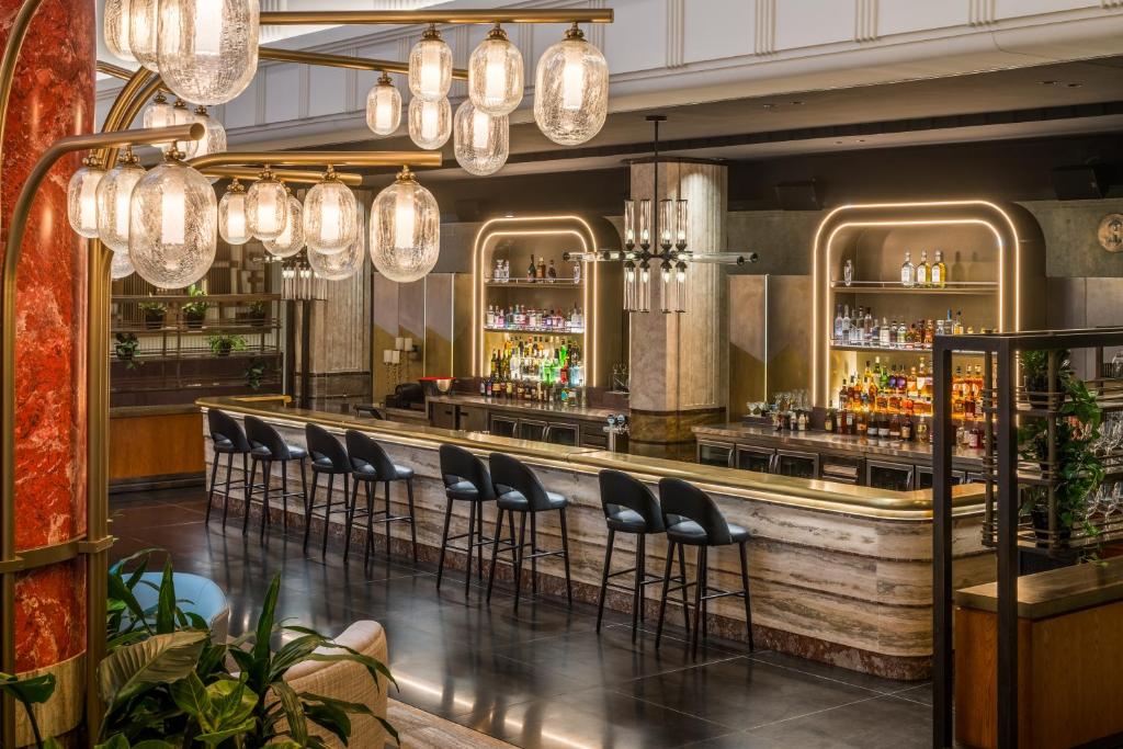 Lounge nebo bar v ubytování Kimpton Margot Sydney by IHG