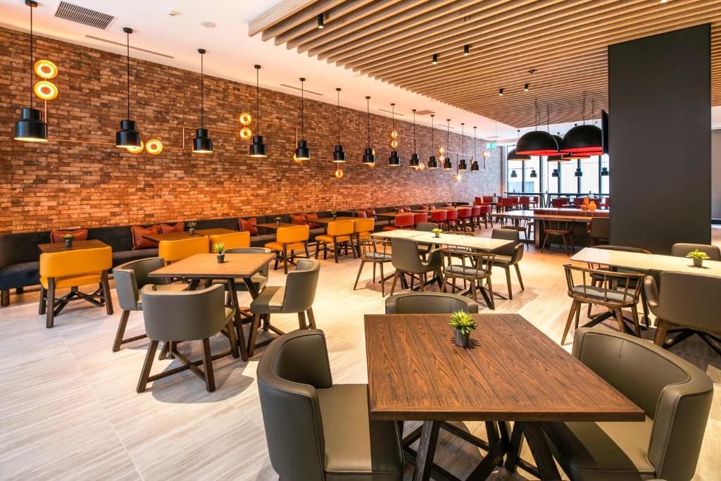 Holiday Inn Express Melbourne Little Collins by IHG - Resim 21