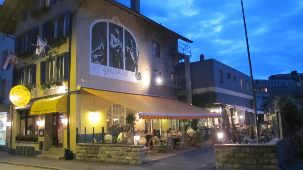 Happy Inn Lodge - Resim 34