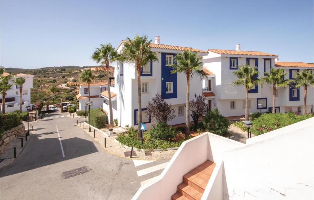 Beautiful apartment in La Duquesa with 3 Bedrooms, WiFi and ...