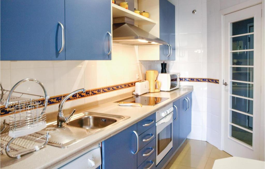 Fotografia z galérie ubytovania Lovely Apartment In Marbella With Wifi v Marbelli