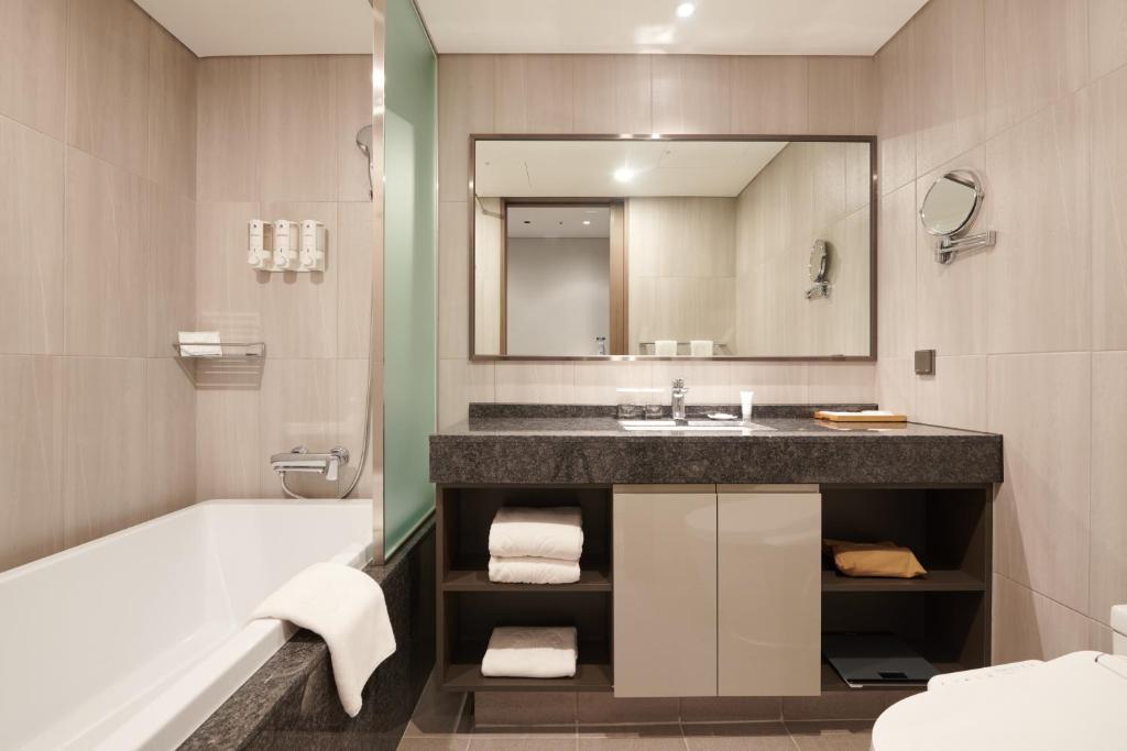 Koupelna v ubytování Stanford Hotel Myeongdong