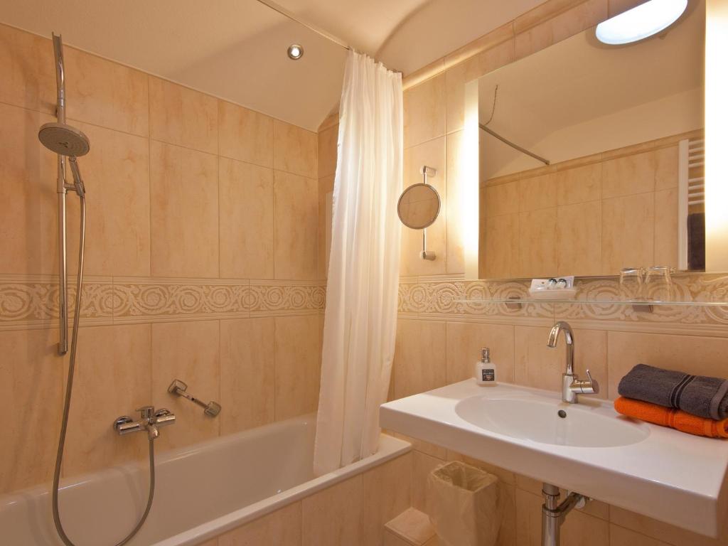 Koupelna v ubytování Park-Hotel