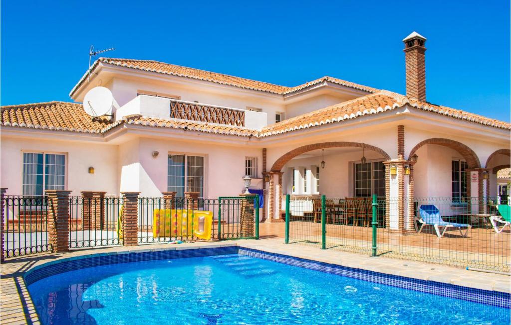 Villa Galvia, Mijas Costa, Spain - Booking.com