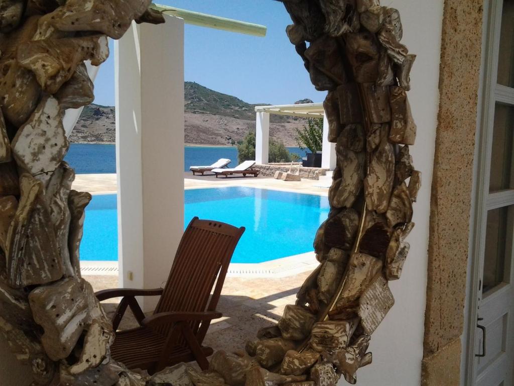 Bazén v ubytování Onar Patmos nebo v jeho okolí