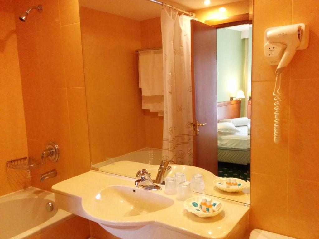 Koupelna v ubytování Hotel Palas