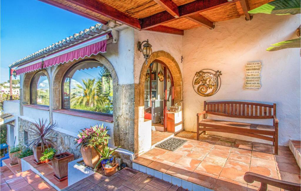 Balkón alebo terasa v ubytovaní 3 Bedroom Pet Friendly Home In Trencall