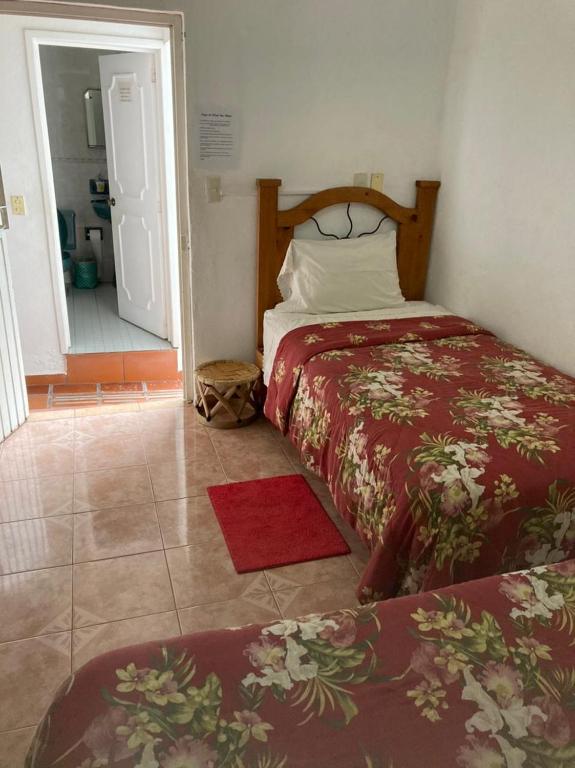 Hostal Casa Blanca - Triple Salle De Base