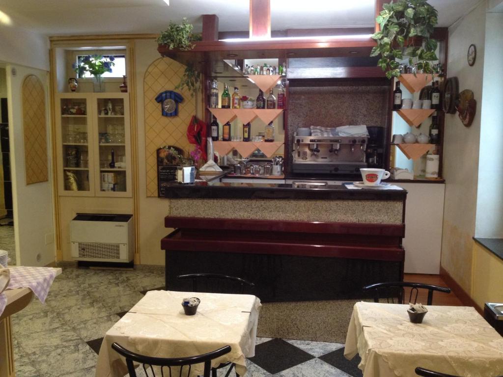 Hotel Vienna - Resim 4