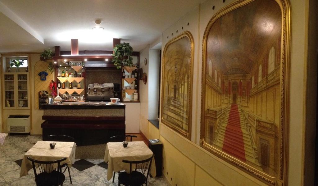 Hotel Vienna - Resim 8