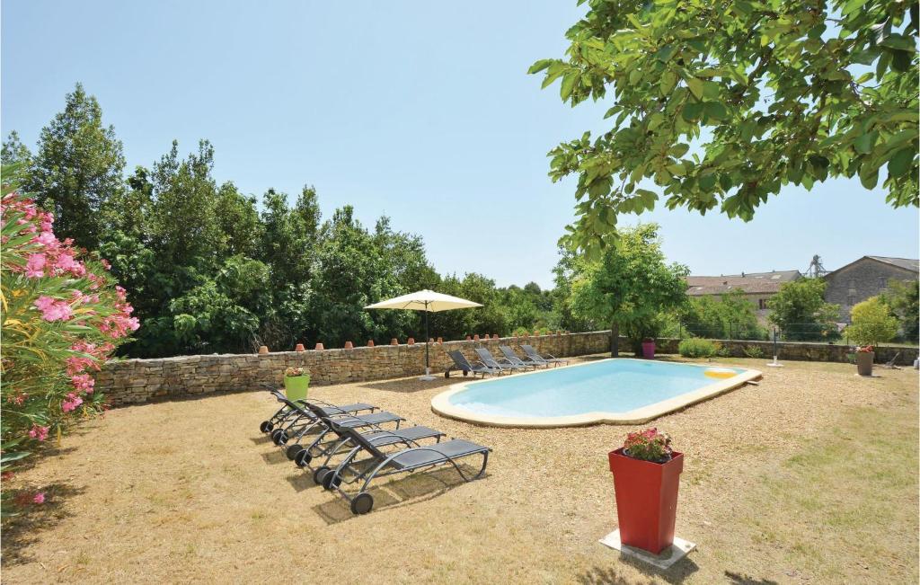 Stunning home in Barjac w/ Outdoor swimming pool, WiFi and Outdoor swimming pool