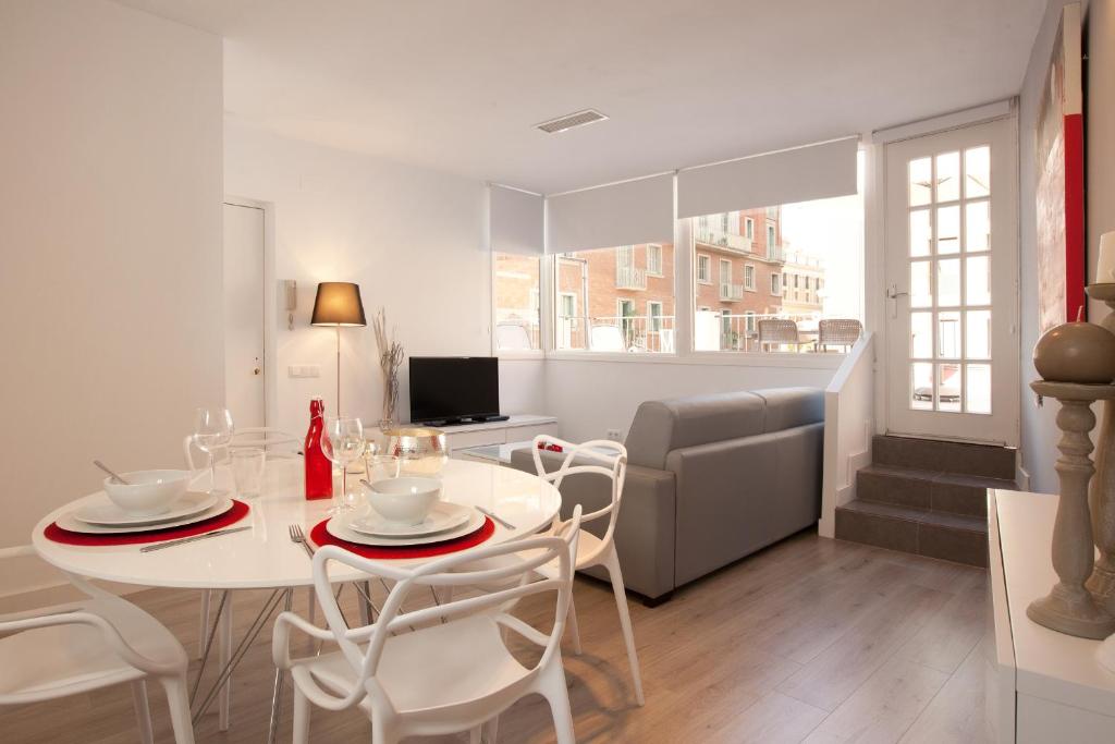 Click&Flat Seneca Suites - 4