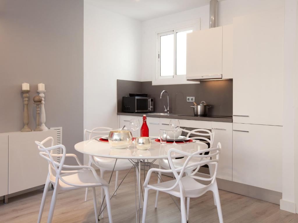 Click&Flat Seneca Suites - 7