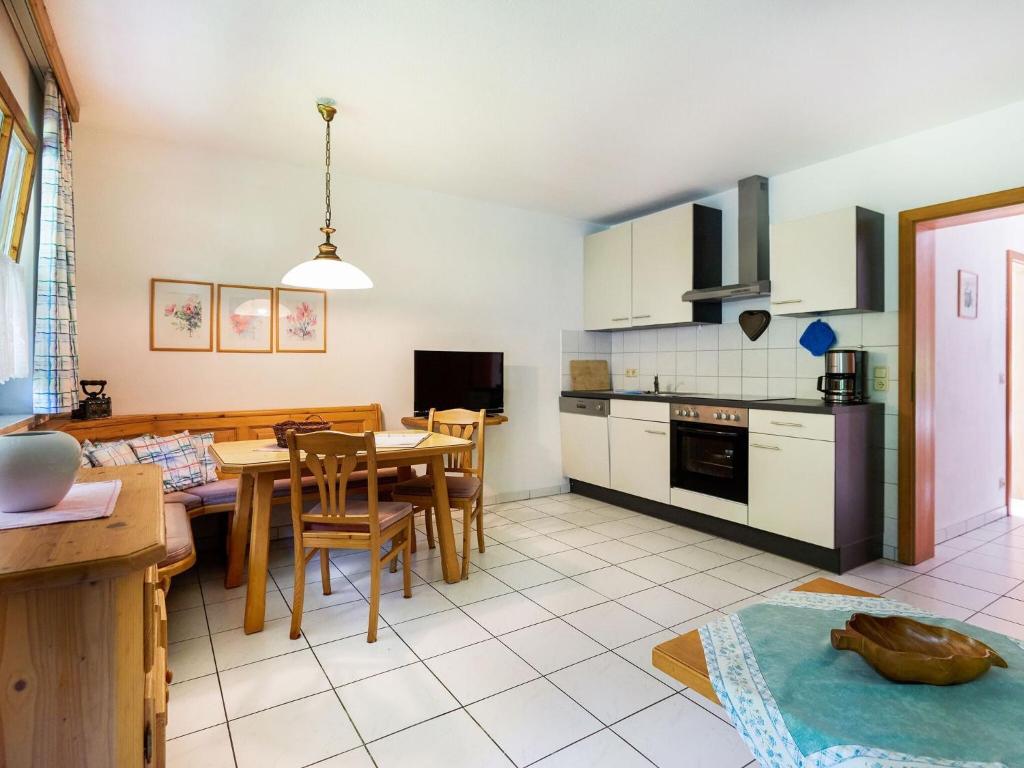 Kuchyň nebo kuchyňský kout v ubytování Ferienwohnung am Felsennest Berchtesgadener Land