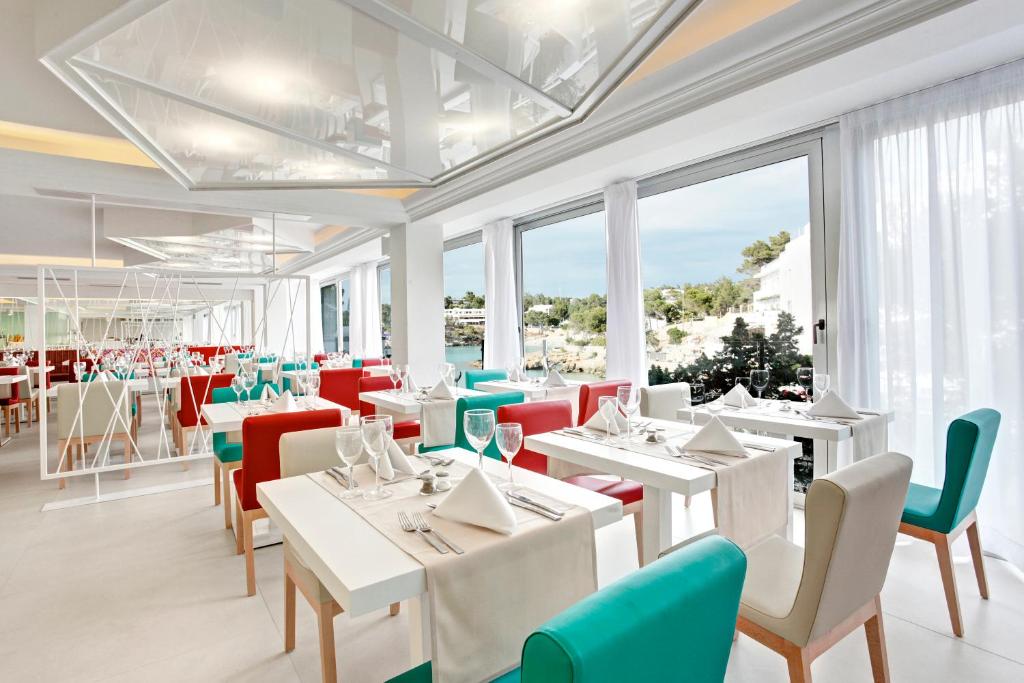 Grupotel Ibiza Beach Resort - Adults Only, Portinatx ...
