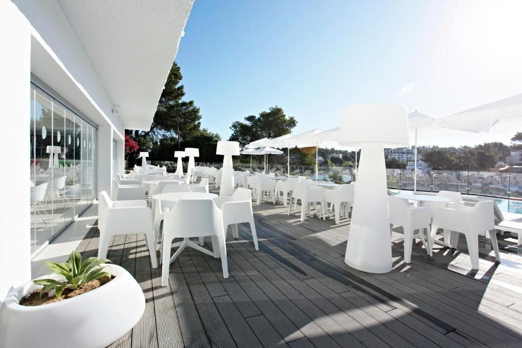 Grupotel Ibiza Beach Resort - Adults Only, Portinatx ...