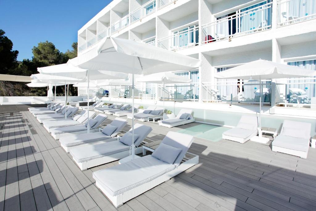 Grupotel Ibiza Beach Resort - Adults Only، بورتينانكس – أحدث ...