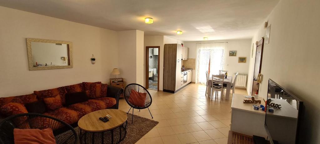 Posedenie v ubytovaní Villa Casa Mia
