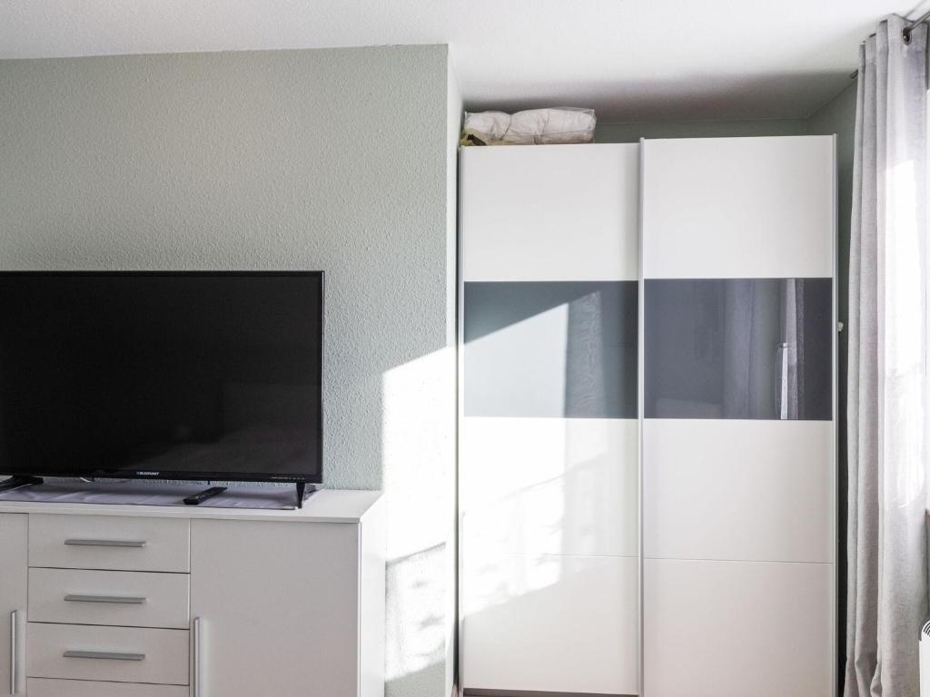 TV a/nebo společenská místnost v ubytování Holiday Home Hasselfelde near Braunlage Ski Area