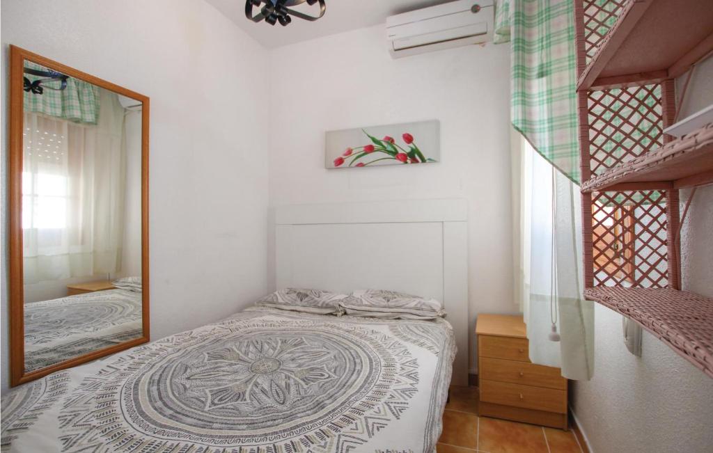 Posteľ alebo postele v izbe v ubytovaní Gorgeous Home In Santa Pola