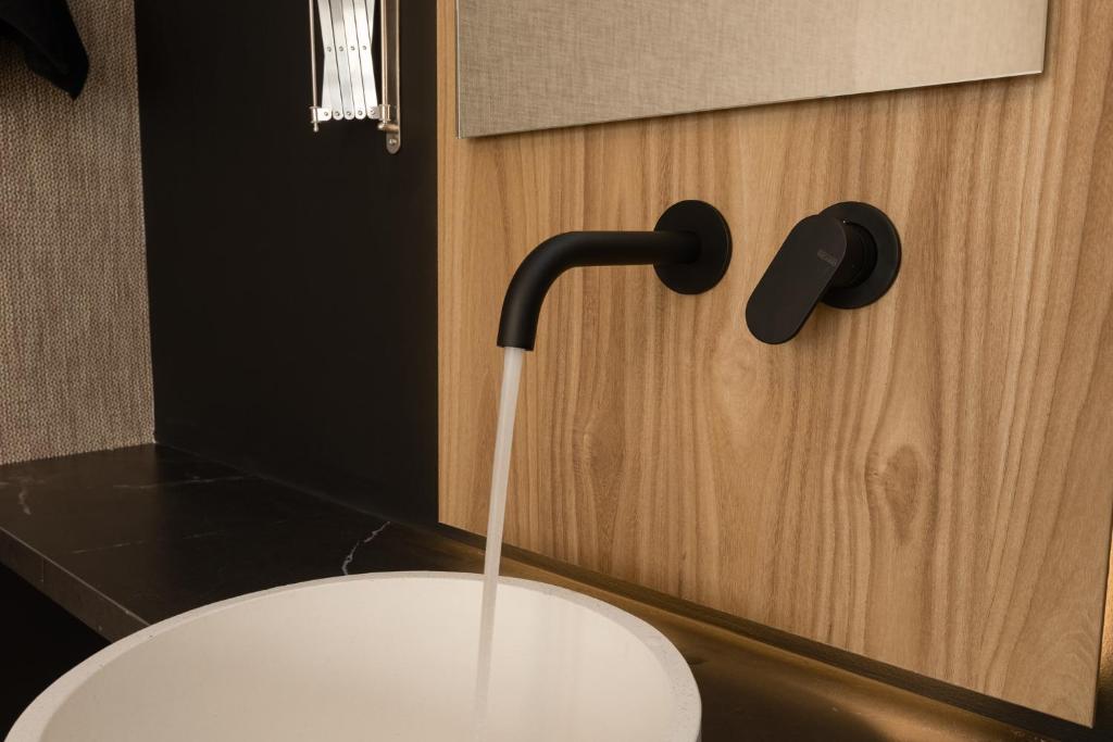 The Fountain Athens - Resim 16