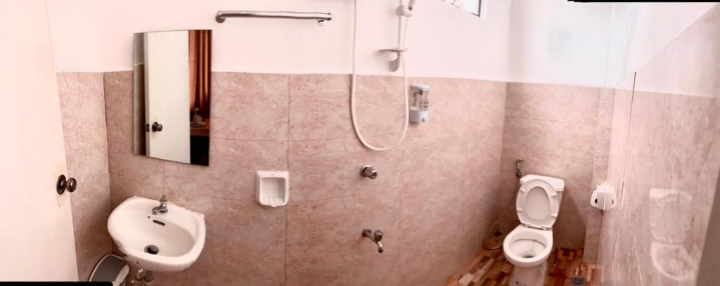 Koupelna v ubytování Kampotel Davao