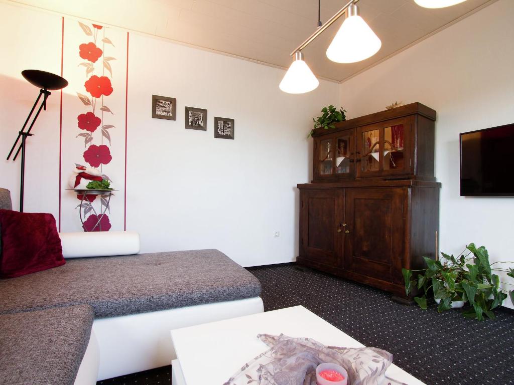 Gallery image of Very bright friendly apartment with large roof terrace in Gößweinstein